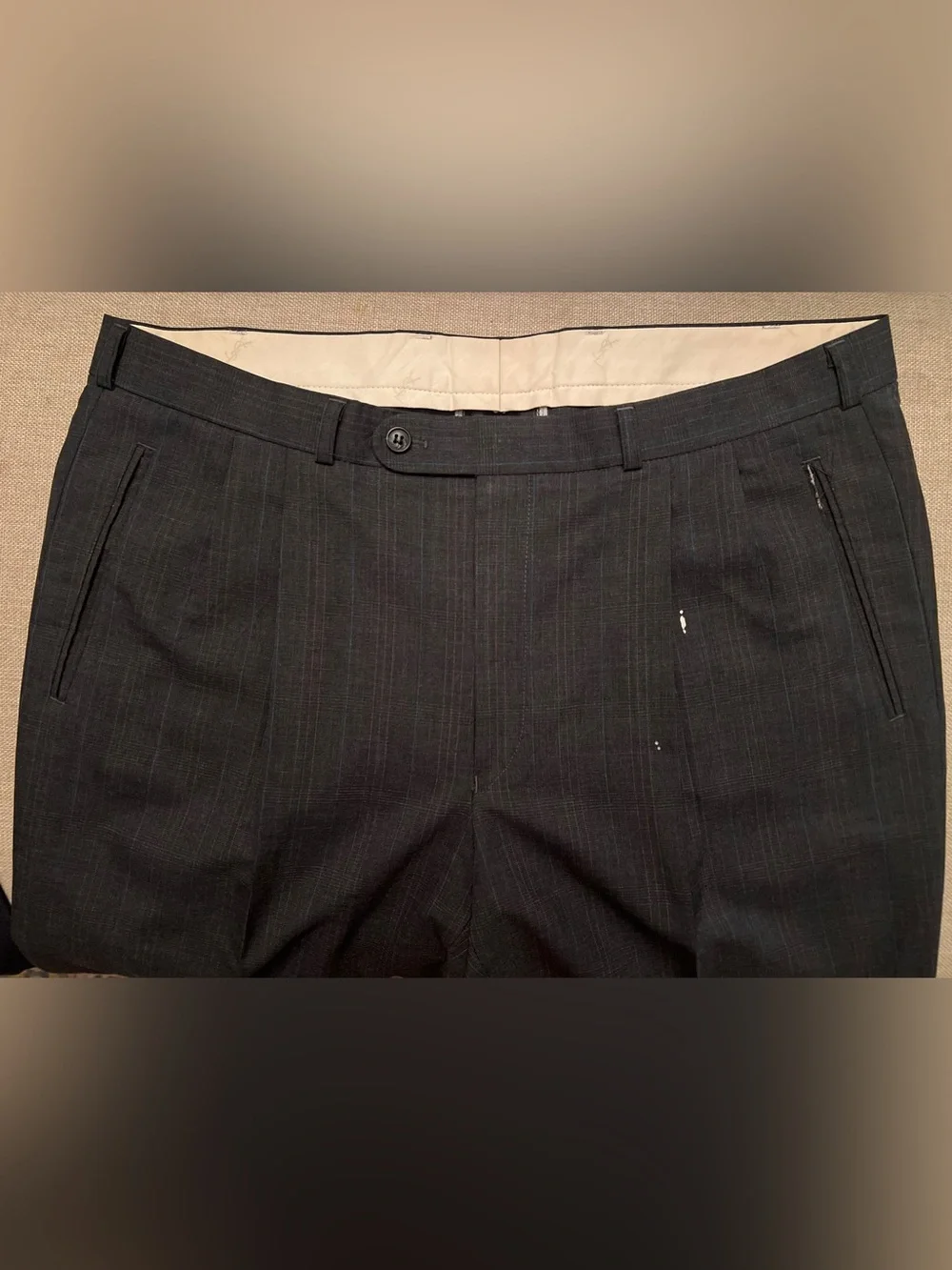 Vintage Yves Saint Laurent Diffusion Hommes 100% Pure Wool Charcoal Suit - 36x30 - Picture 14 of 15